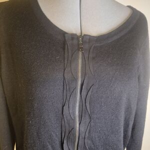 Tahara Black Scoop Neck Sweater Size Large